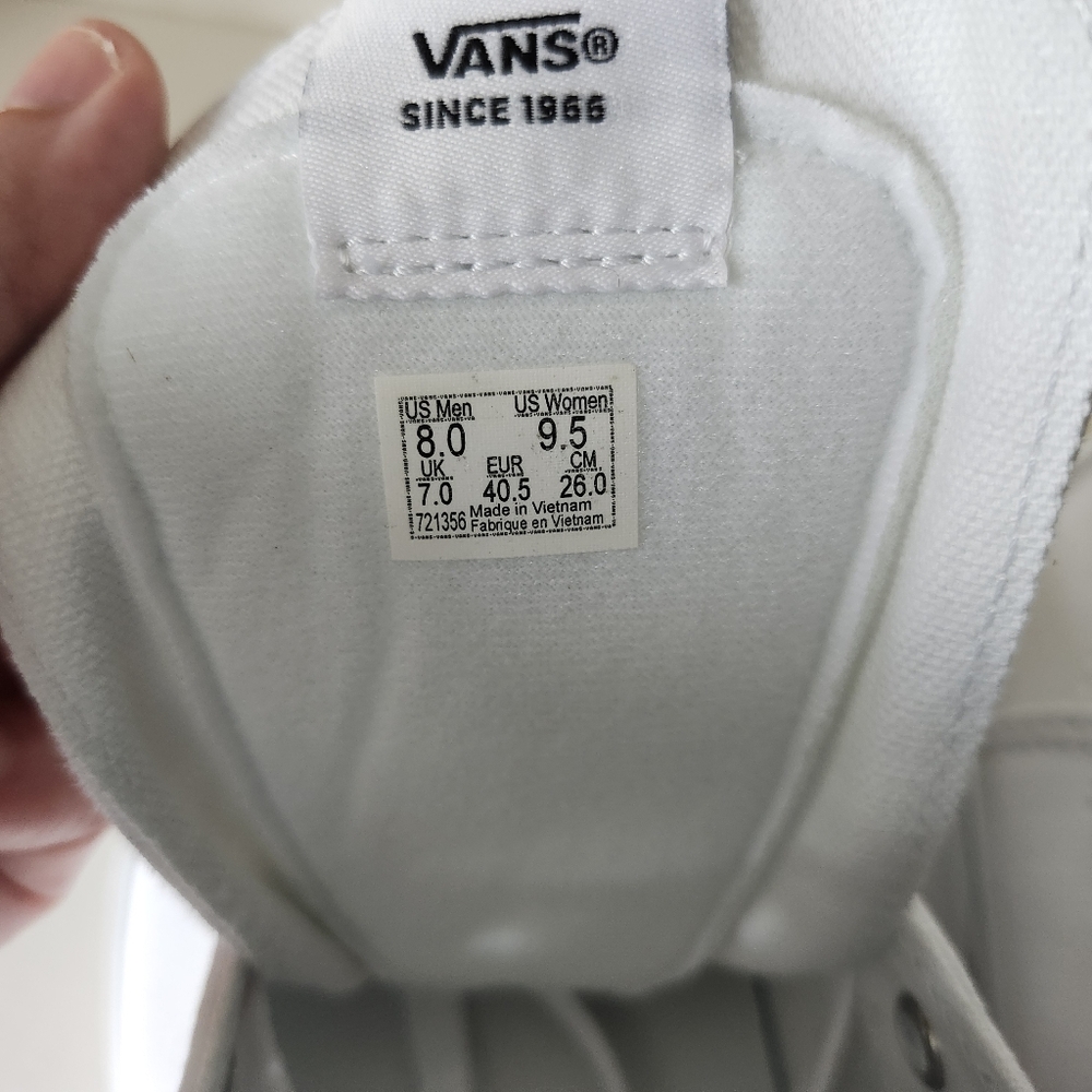 NIB Vans Womens True White Sk8-Hi Hightop Skate Shoes Womens 9.5 Mens 8.0 - Picture 9 of 13